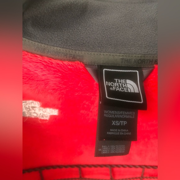 The North Face Osito jacket women’s size XS - Picture 3 of 14